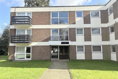 1 bedroom apartment for sale, Wake Green Park, Birmingham B13