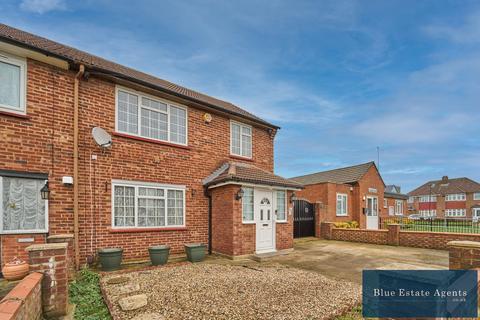 104 Brabazon Road, Hounslow, TW5 9LT