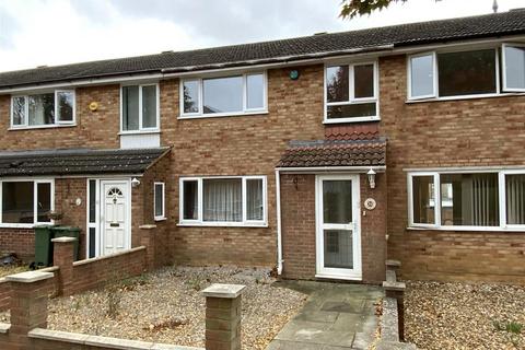 3 bedroom terraced house to rent, Roxburgh Way, Bletchley, Milton Keynes