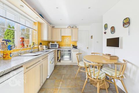 5 Cardinal Close, Easton, Norwich, NR9 5EW