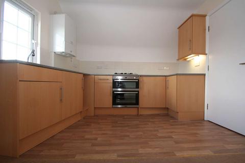 2 bedroom flat to rent, Broadway