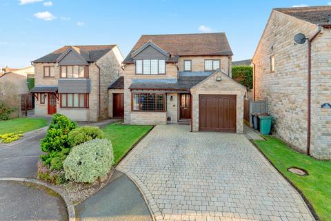 4 bedroom detached house for sale, Long Meadows, Burley in Wharfedale LS29