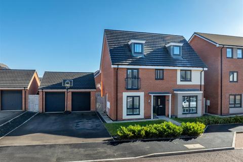 5 bedroom detached house for sale, Orangetip Gardens, Great Park, NE13