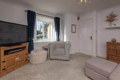 29 The Orchards, Brighouse, HD6 3NZ