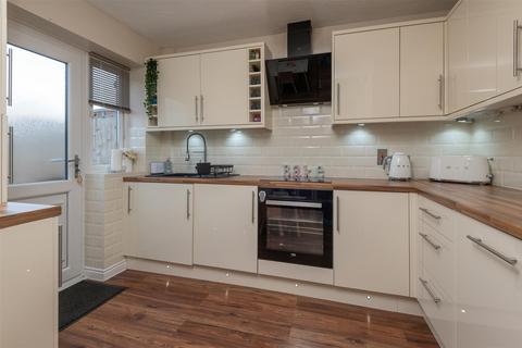 29 The Orchards, Brighouse, HD6 3NZ