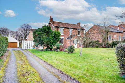 4 bedroom detached house for sale, Main Street, Thornton Le Moor, Northallerton, DL7