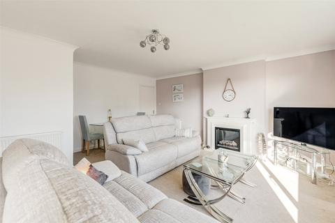 2 bedroom flat for sale, St. Helier Road, Ferring, Worthing, West Sussex, BN12