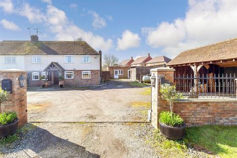 4 bedroom semi-detached house for sale, Claygate Road, Yalding, Maidstone, Kent