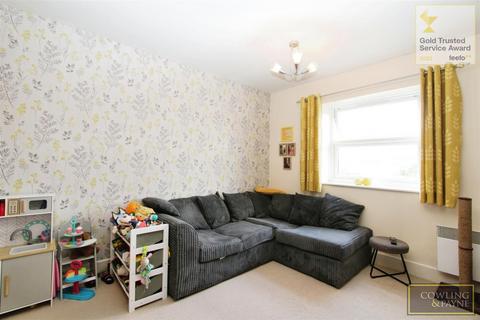 2 bedroom apartment to rent, Saffron Court, Wickford