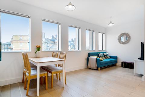 2 bedroom apartment for sale, Osborn Terrace, London