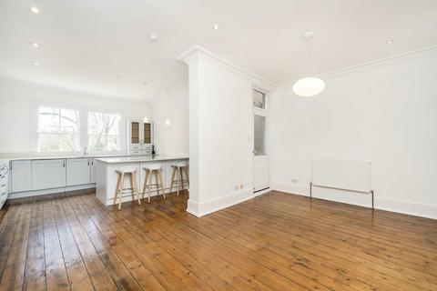 5 bedroom terraced house to rent, Etchingham Park Road, London N3