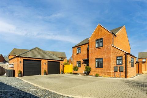 4 bedroom detached house for sale, Mill Field Close, Burton Joyce