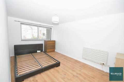 2 bedroom apartment to rent, Windsor Road, Finchley, N3