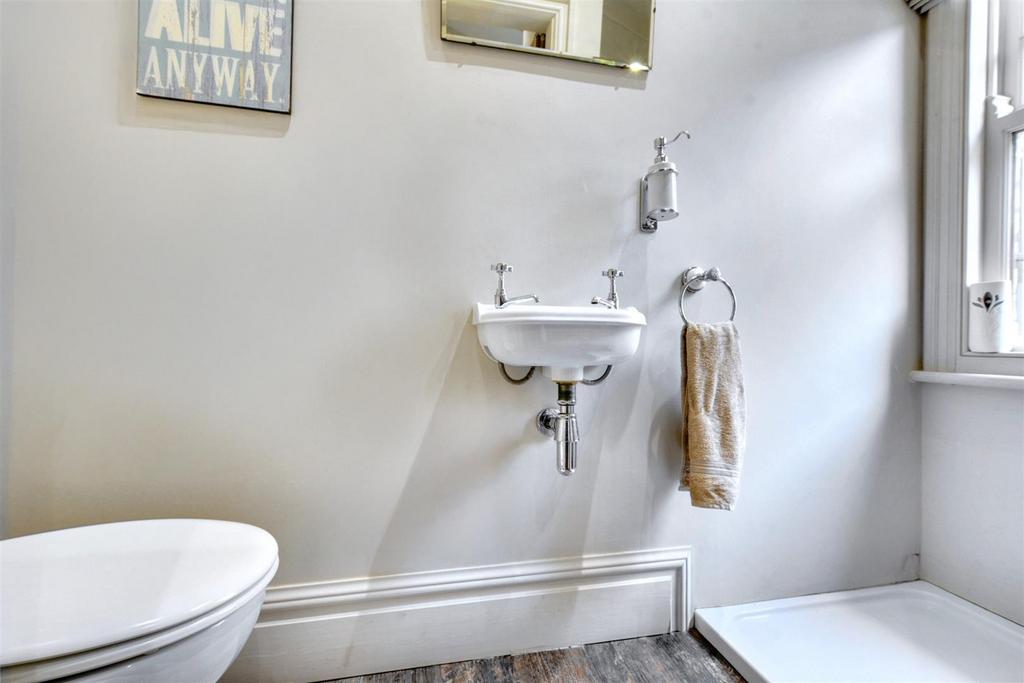 Shower Room/w.c.