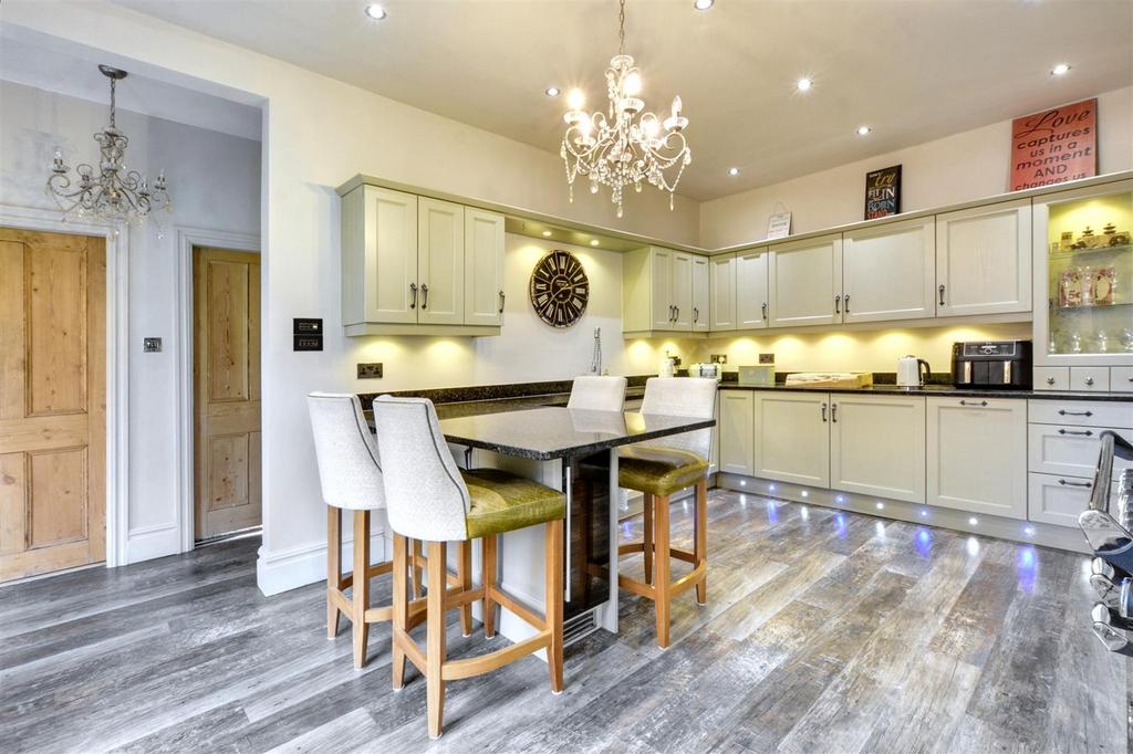 Breakfast Kitchen