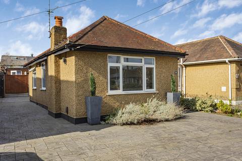 2 bedroom bungalow for sale, Avondale Avenue, Staines-upon-Thames, Surrey, TW18