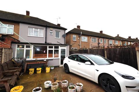 3 bedroom semi-detached house for sale, Ley Street, Ilford IG2