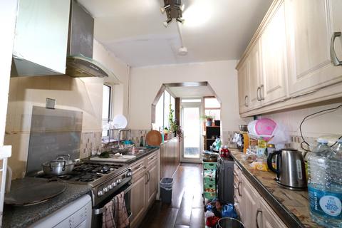 3 bedroom semi-detached house for sale, Ley Street, Ilford IG2