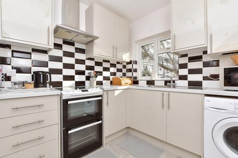 1 bedroom flat for sale, Benhill Wood Road, Sutton, Surrey