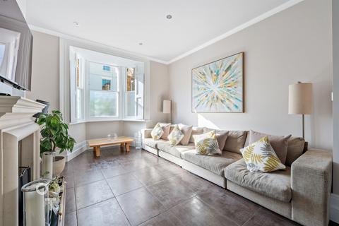 5 bedroom semi-detached house for sale, Patshull Road, NW5