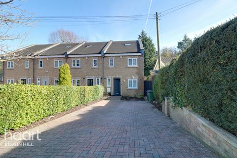 4 bedroom end of terrace house for sale, Kings Road, Biggin Hill