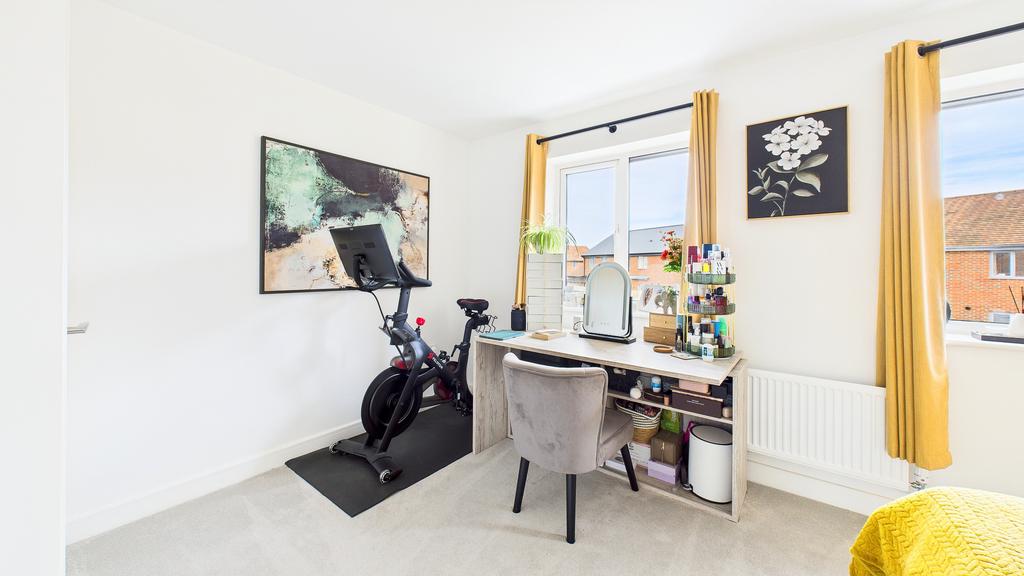 Estate agents in aylesbury-13