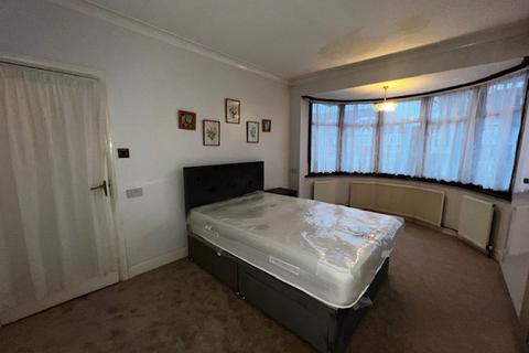 1 bedroom flat to rent, Ealing W5