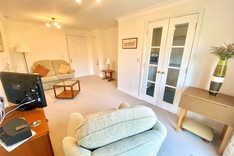 1 bedroom apartment for sale, Faregrove Court Grove Road, Fareham PO16