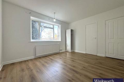 2 bedroom ground floor flat to rent, Kenton Lane, Harrow, HA3