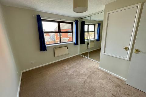 2 bedroom semi-detached house to rent, Castle Drive, Coleshill, West Midlands, B46