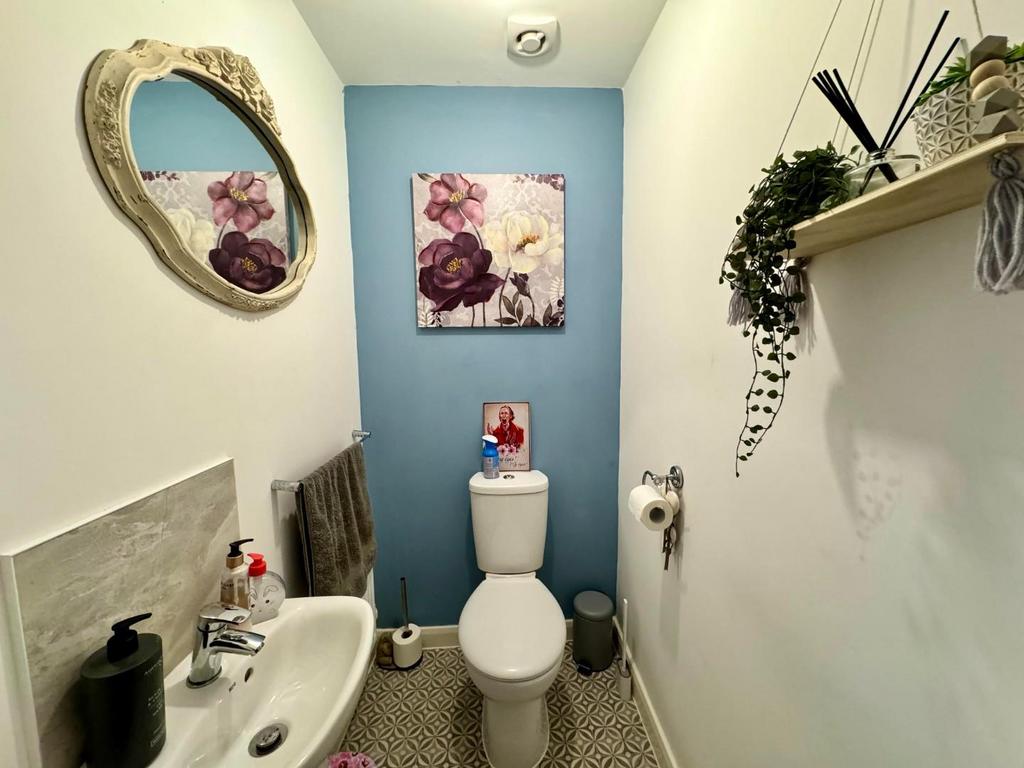 WC.jpg