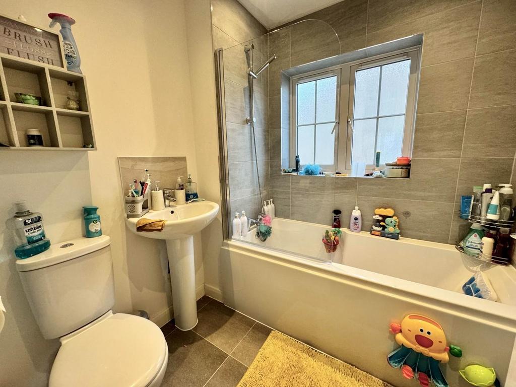 Bathroom.jpg