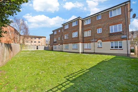 2 bedroom flat for sale, Quarles Park Road, Chadwell Heath, Essex