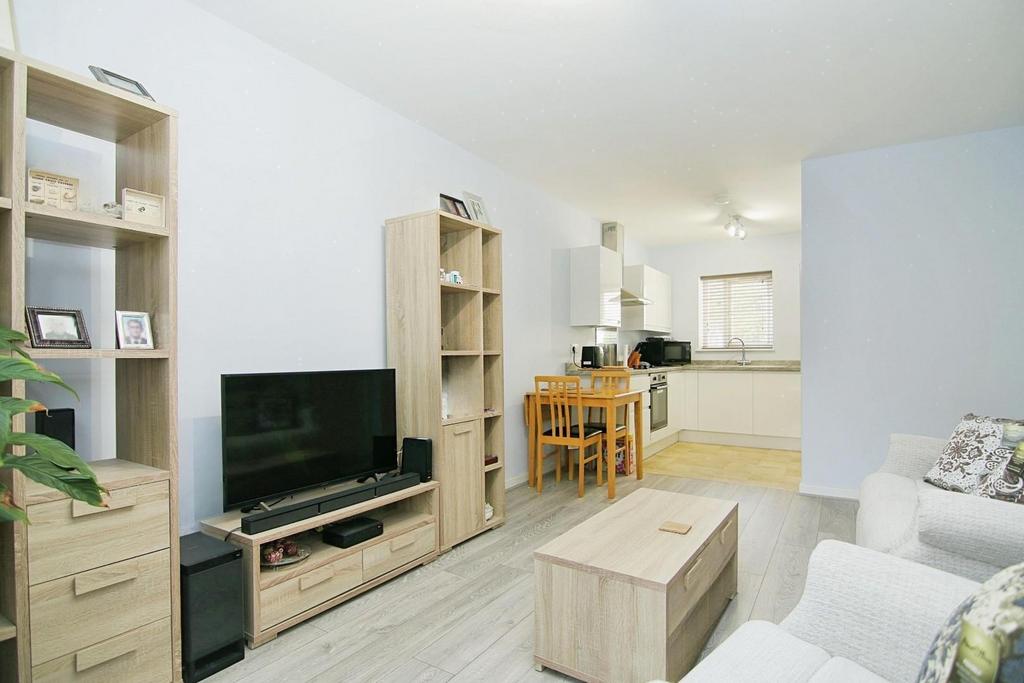 Living room / kitchen