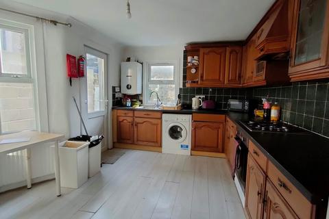 3 bedroom terraced house for sale, Victoria Way, London SE7