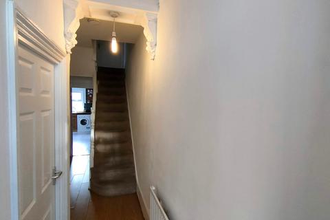 3 bedroom terraced house for sale, Victoria Way, London SE7