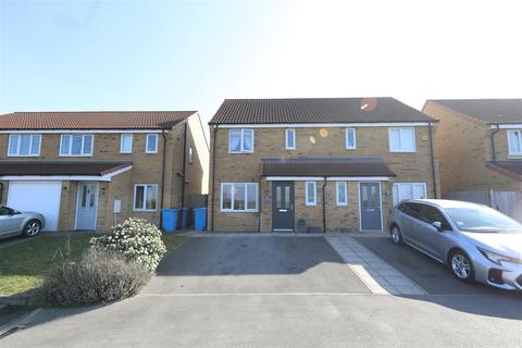 3 bedroom semi-detached house for sale, Chartwell Gardens, Kingswood, Hull