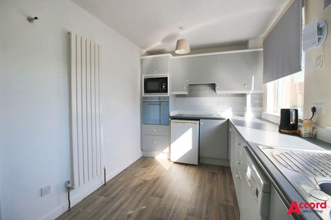 2 bedroom flat to rent, London Road, Jason Court London Road, CM14