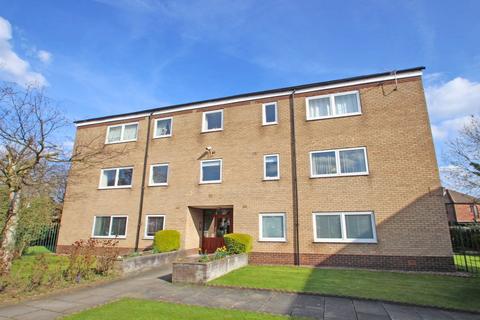 2 bedroom apartment for sale, Harcourt Close, Urmston, Manchester, M41