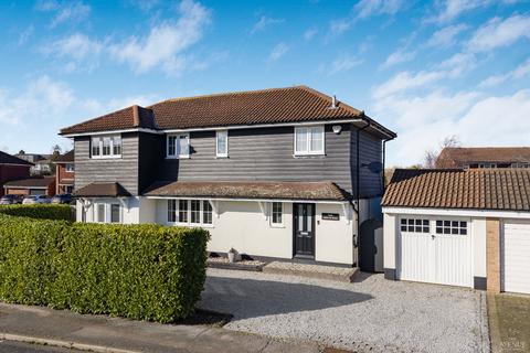 4 bedroom detached house for sale, Medlar Road, Little Thurrock