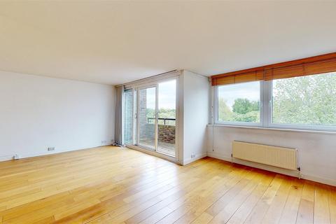 1 bedroom apartment for sale, Augustus Close, Brentford