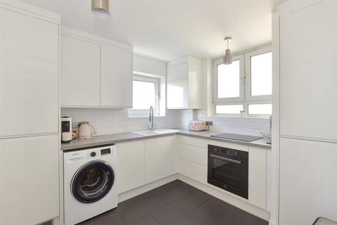 1 bedroom apartment for sale, Brading Crescent, London