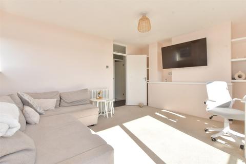 1 bedroom apartment for sale, Brading Crescent, London