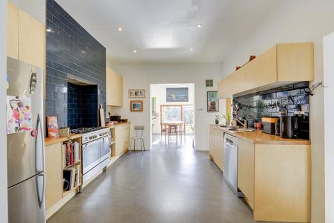 4 bedroom terraced house for sale, Kellerton Road, Hither Green , London, SE13