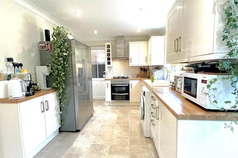 75 Berberry Close, Bournville, Birmingham, B30 1TB