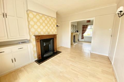 3 bedroom townhouse to rent, Vale Grove, Silsden BD20