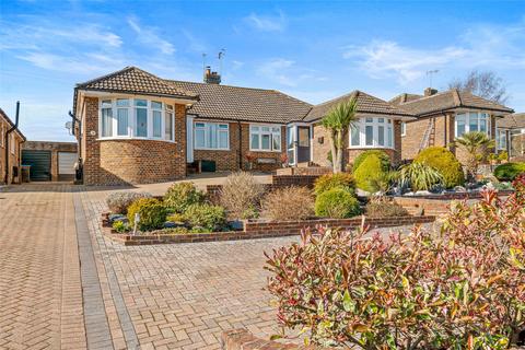 8 Dewlands, Godstone, RH9 8BS