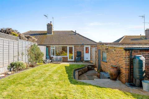 8 Dewlands, Godstone, RH9 8BS