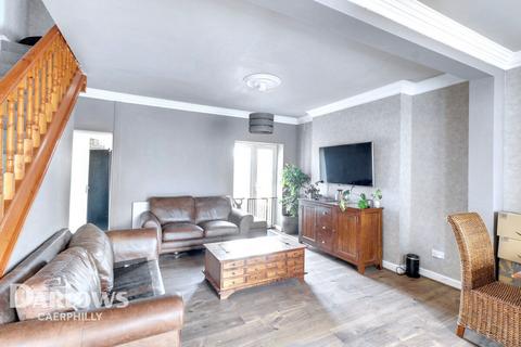 3 bedroom end of terrace house for sale, Van Road, Caerphilly