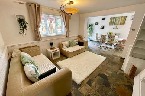 22 Beanley Close, Luton, LU2 9UL